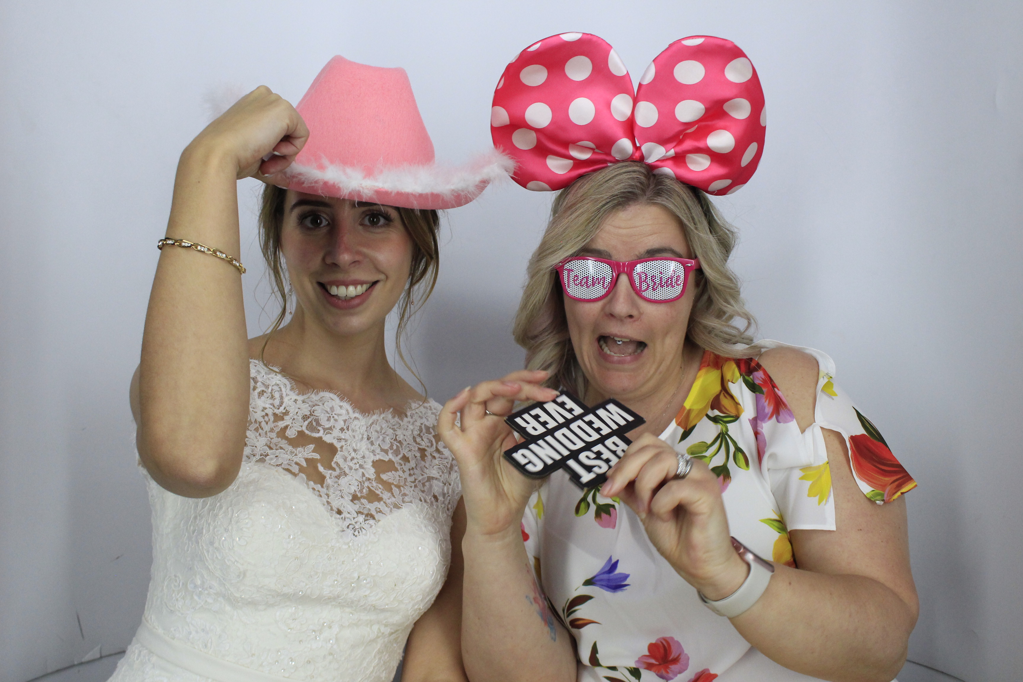 Mr & Mrs Hill's Wedding | View more photos from the event at gallery.myphotoboothexperience.co.uk/u/MyPhotoBoothExperienceLtd/Mr-Mrs-Hills-Wedding